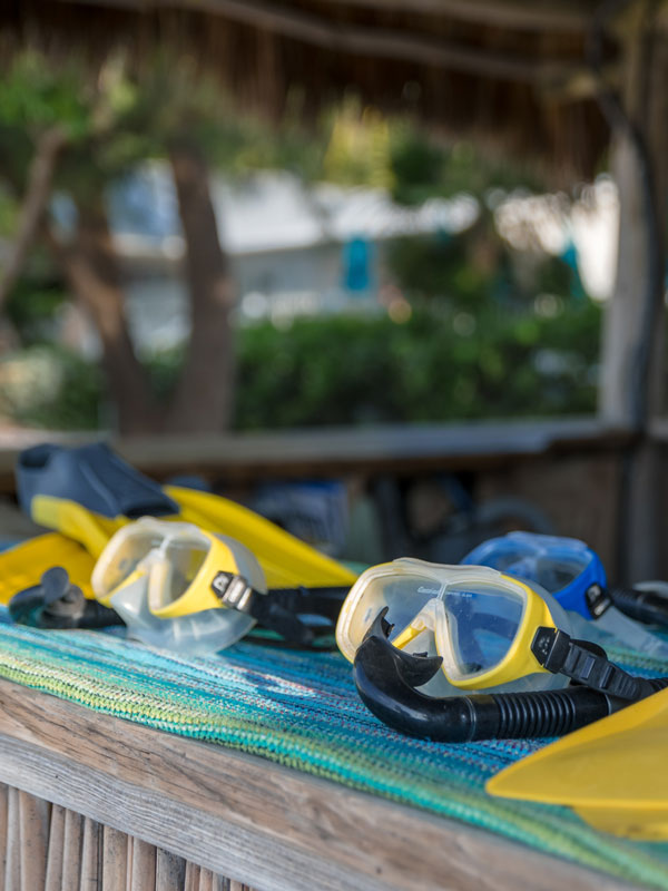 Photo of snorkel masks and fins for rent at Fort Zachary Taylor Beach.